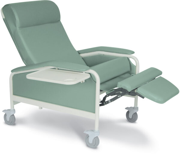 Winco #6540 XL Care Cliner w/Nylon Casters