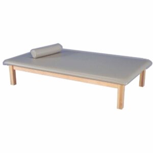 AM-647 Mat Table