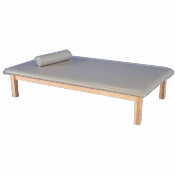 AM-647 Mat Table